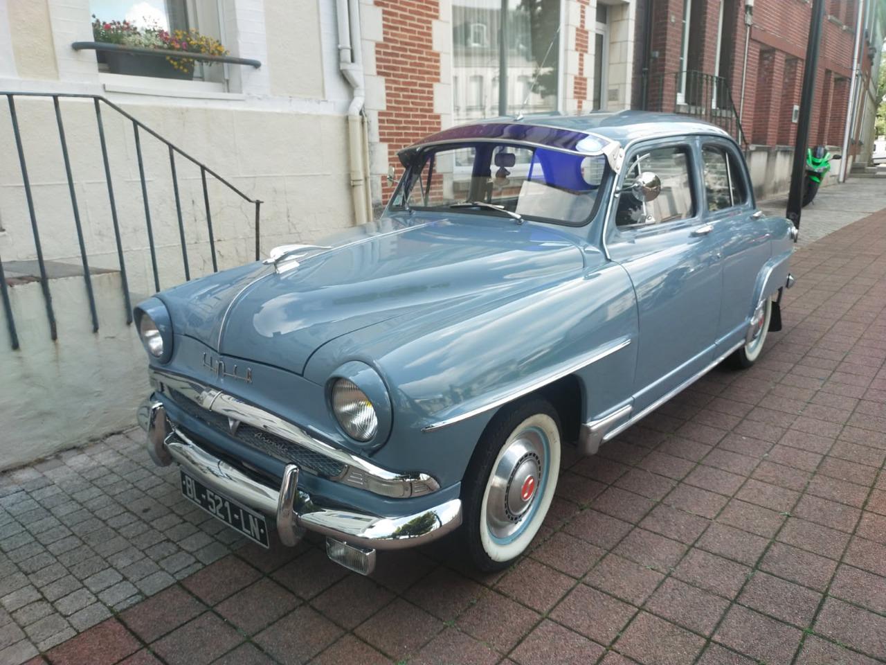 SIMCA Aronde 90A - 1956 LesAnciennes.com
