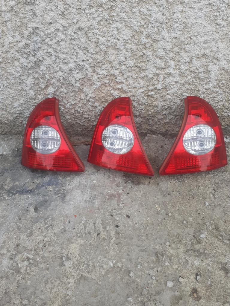Feux RENAULT Clio Clio DCI .de 2003 LesAnciennes.com