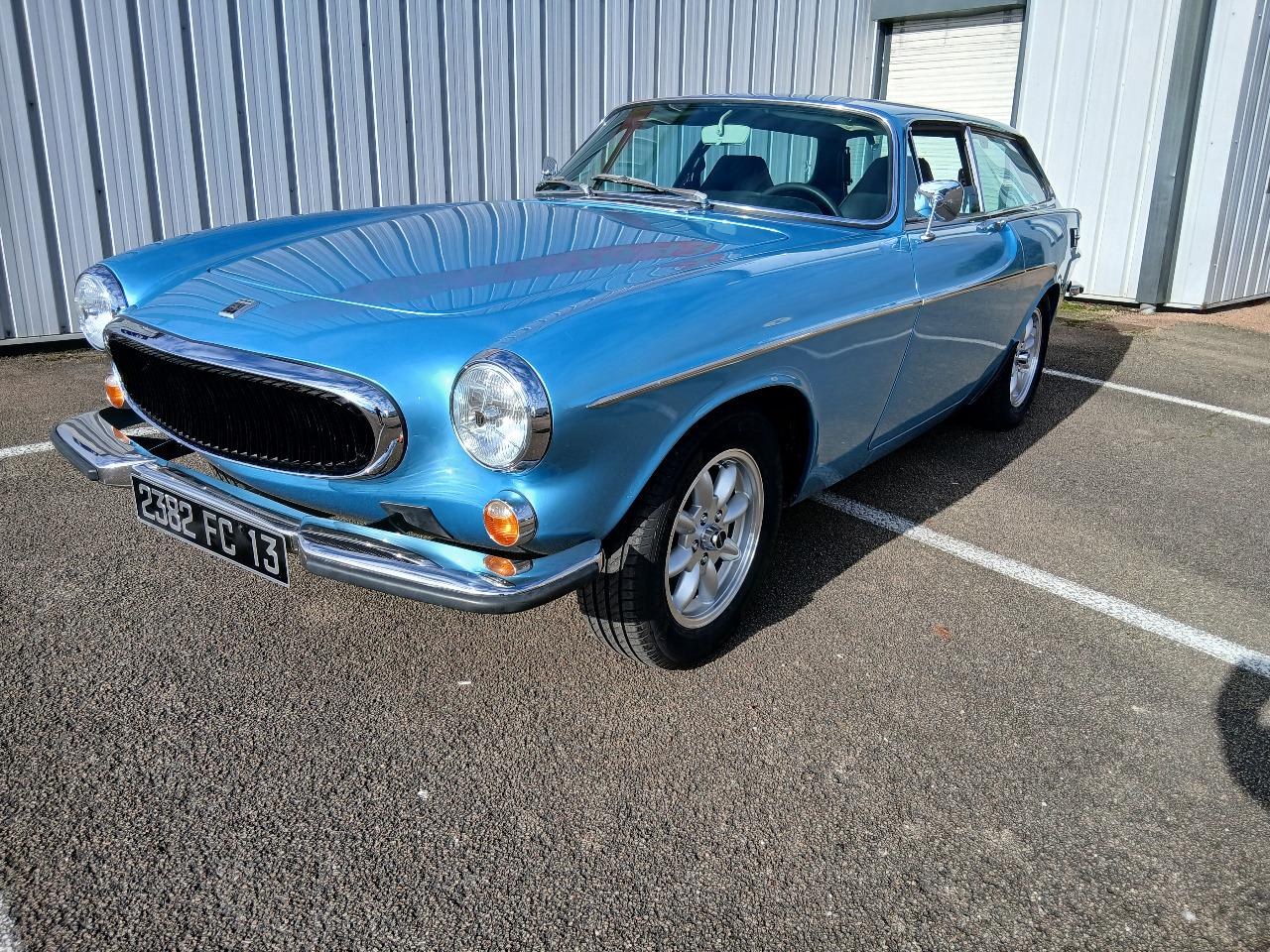 VOLVO P1800 P1800ES - 1972 LesAnciennes.com
