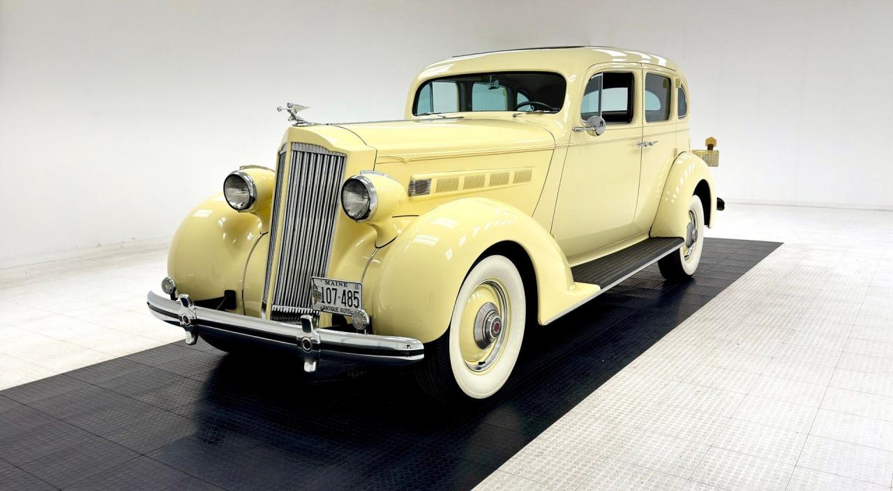 1936 Packard 120 Series Sedan LesAnciennes.com