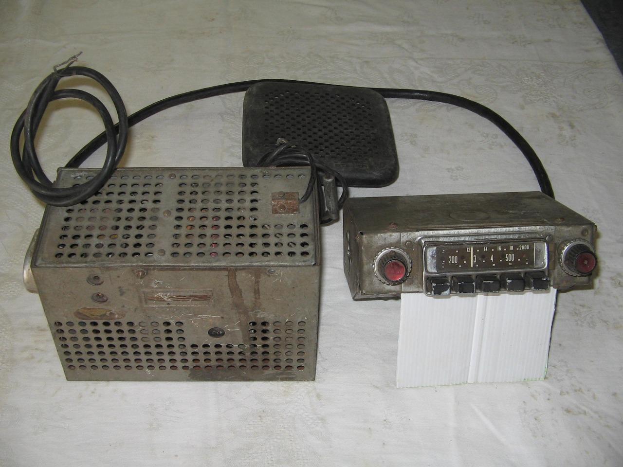 Autoradio RADIOLA standard LesAnciennes.com