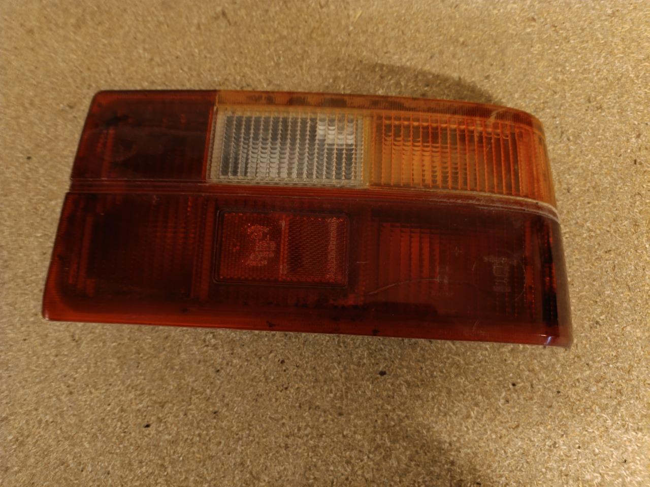 Feux arrière LesAnciennes.com