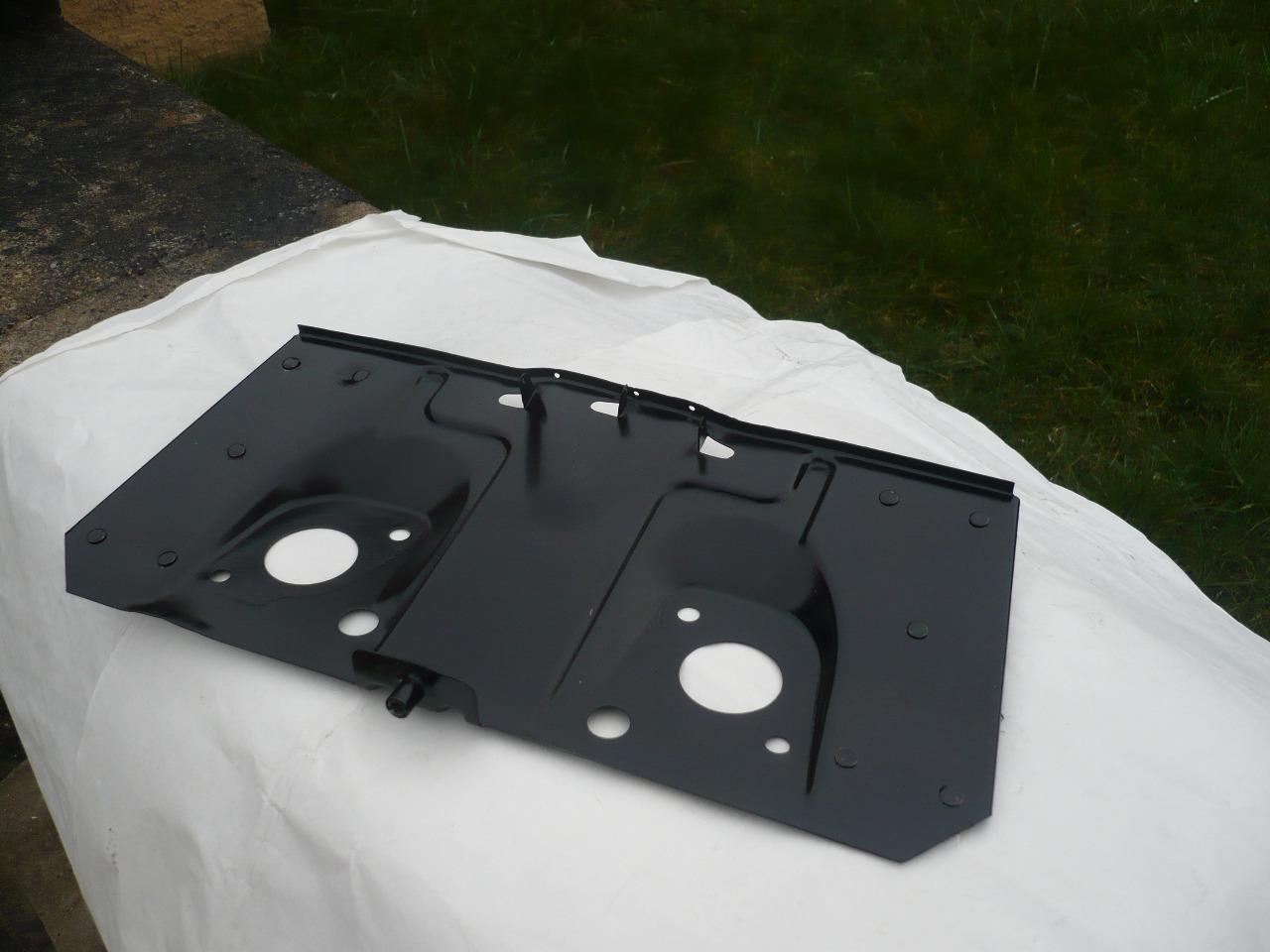 Plaque MG MGB LesAnciennes.com