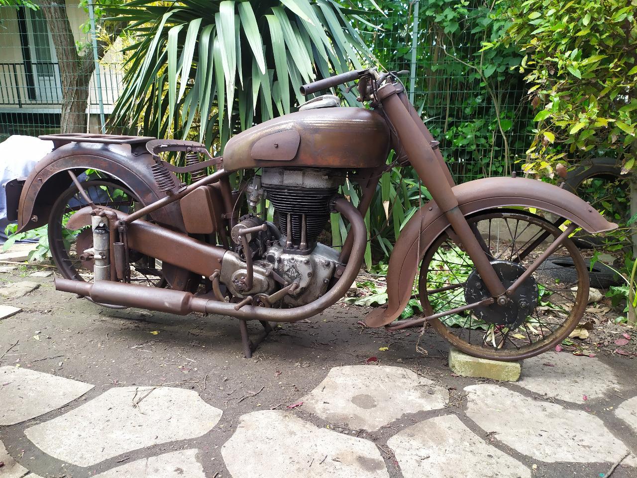 MOTOBECANE R46C Superculasse - 1946 LesAnciennes.com