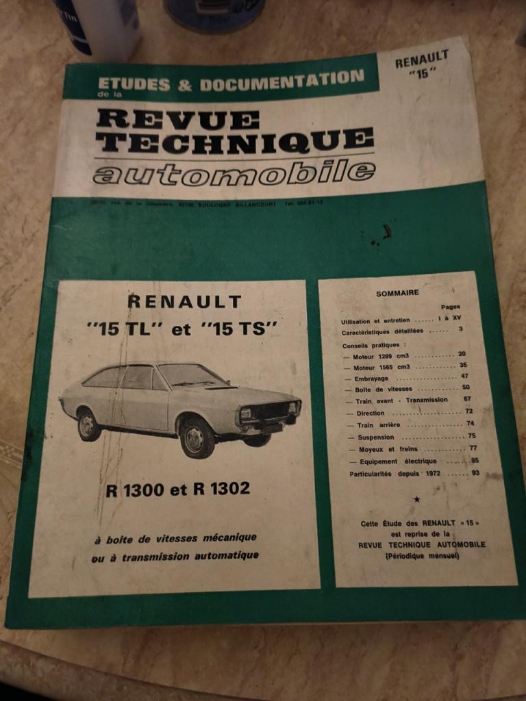 RTA Renault 15 TL et TS LesAnciennes.com
