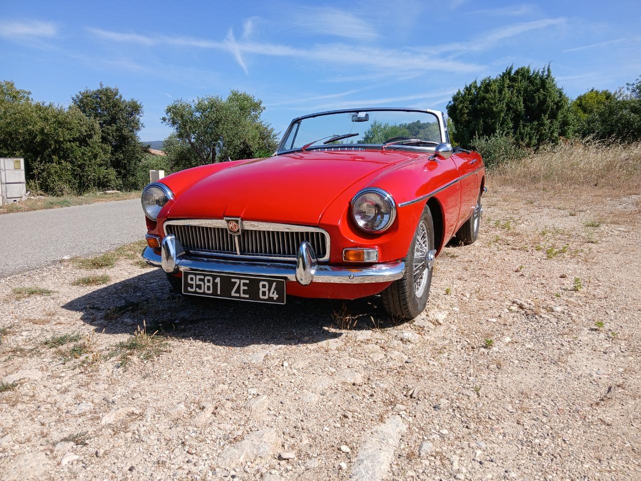 MG MGB - 1967 LesAnciennes.com