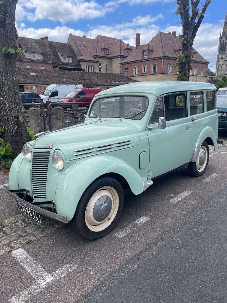 RENAULT Juvaquatre Dauphinoise - 1958 LesAnciennes.com