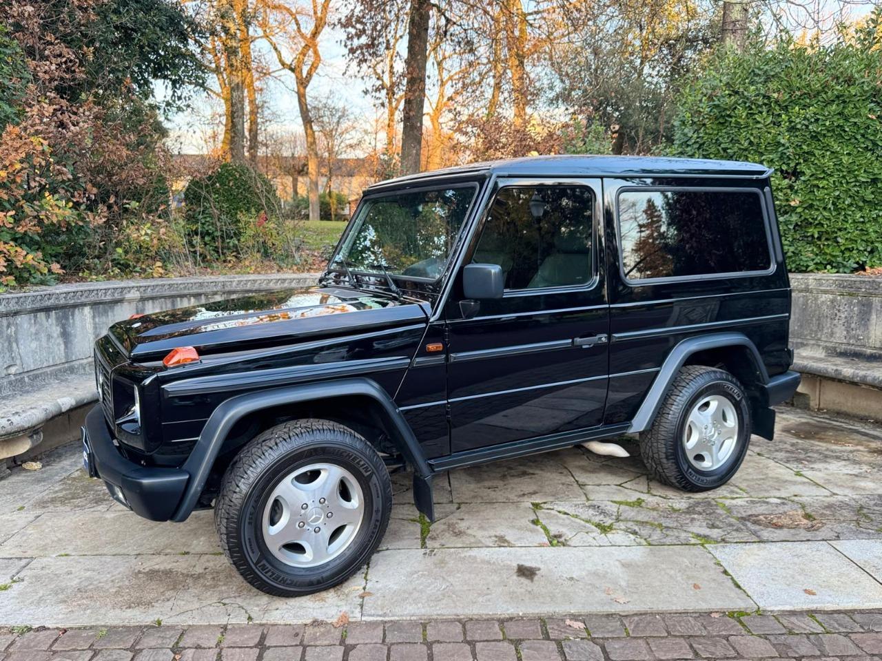 MERCEDES CLASSE G BREAK COURT BREAK COURT - 1995 LesAnciennes.com