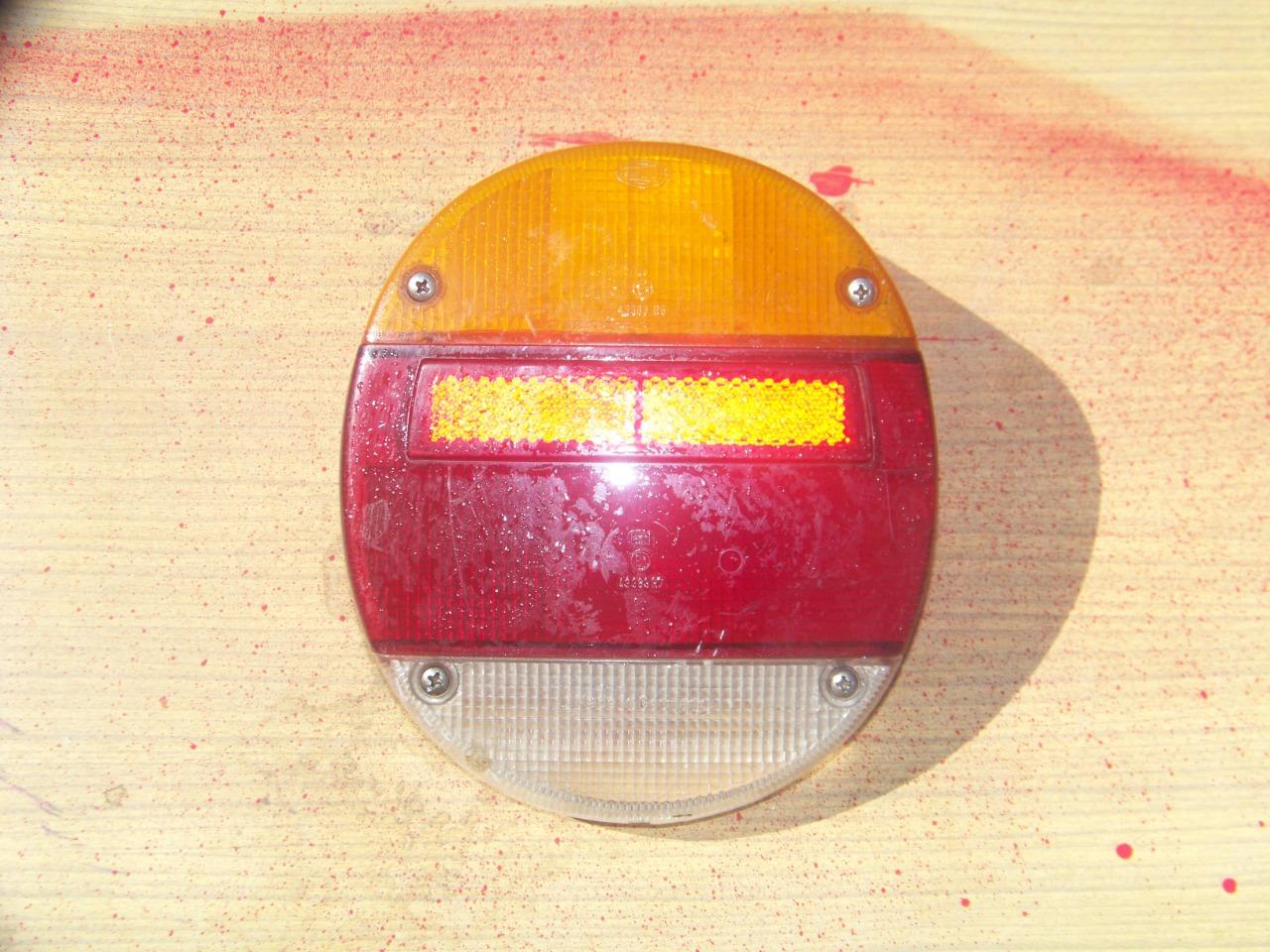 Feu arriere VOLKSWAGEN Coccinelle LesAnciennes.com