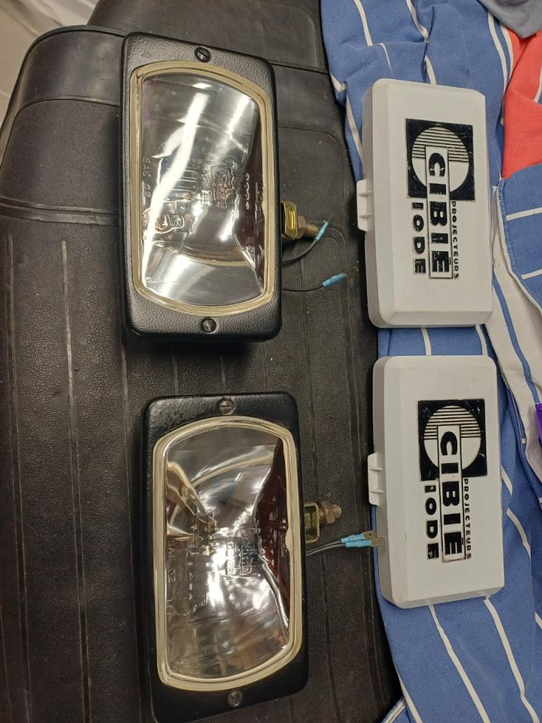 Pièces POUR TOUTES MARQUES Pour tous modèles LesAnciennes.com