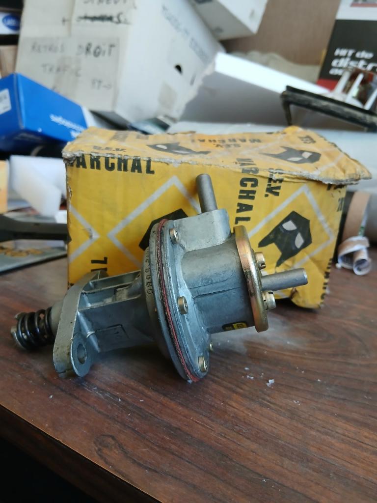 Pompe CITROEN CX LesAnciennes.com