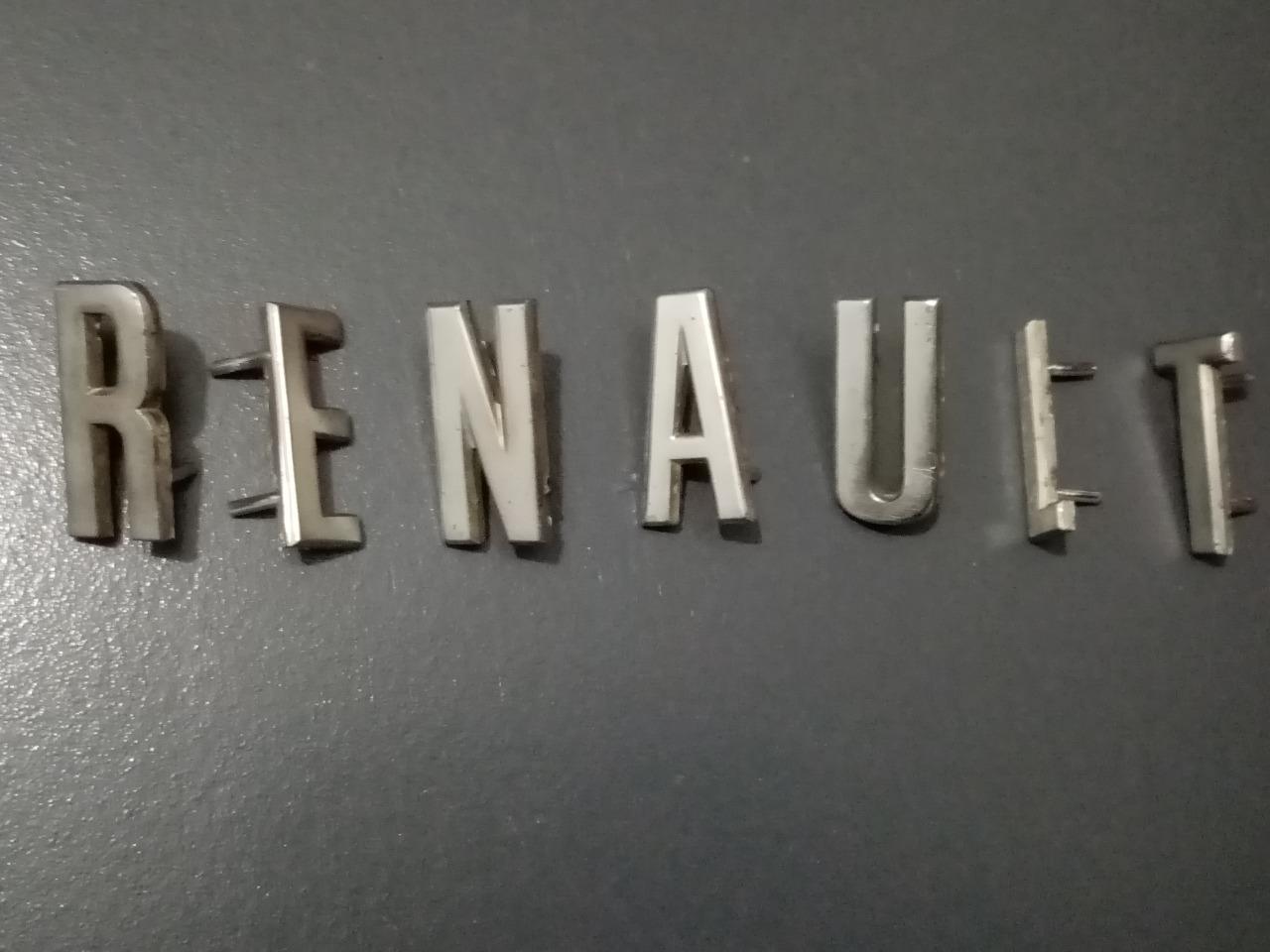 Sigle lettres RENAULT LesAnciennes.com