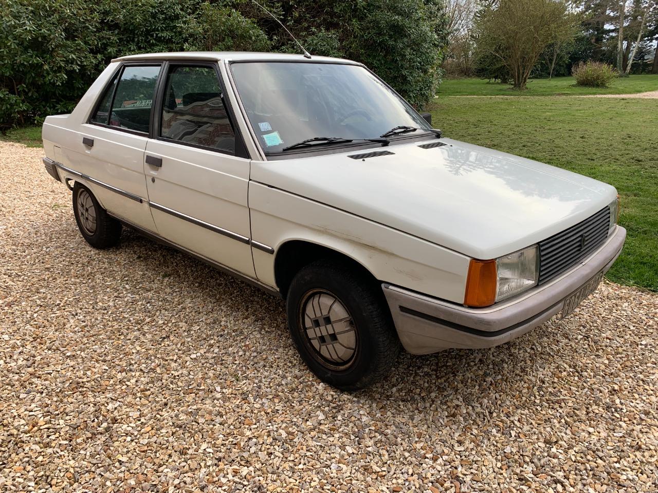RENAULT 9 (R9) AUTOMATIQUE - 1982 LesAnciennes.com