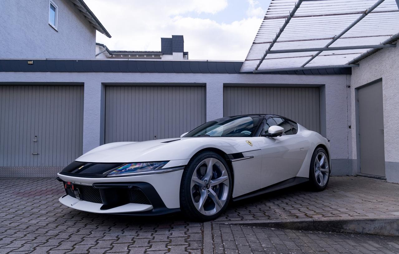 2026 Ferrari 12Cilindri LesAnciennes.com