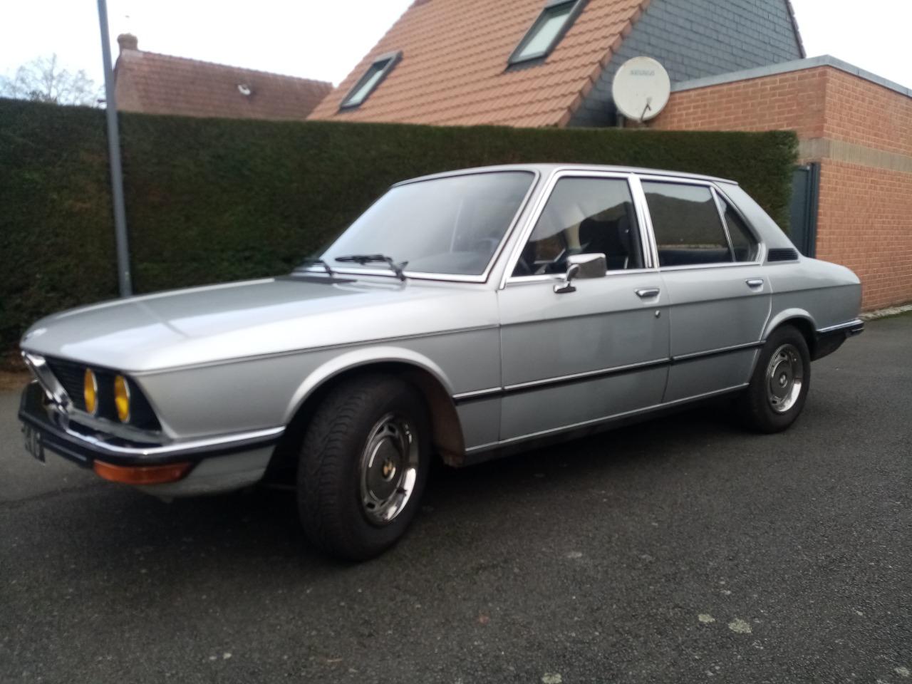 BMW 520 520 I - 1976 LesAnciennes.com