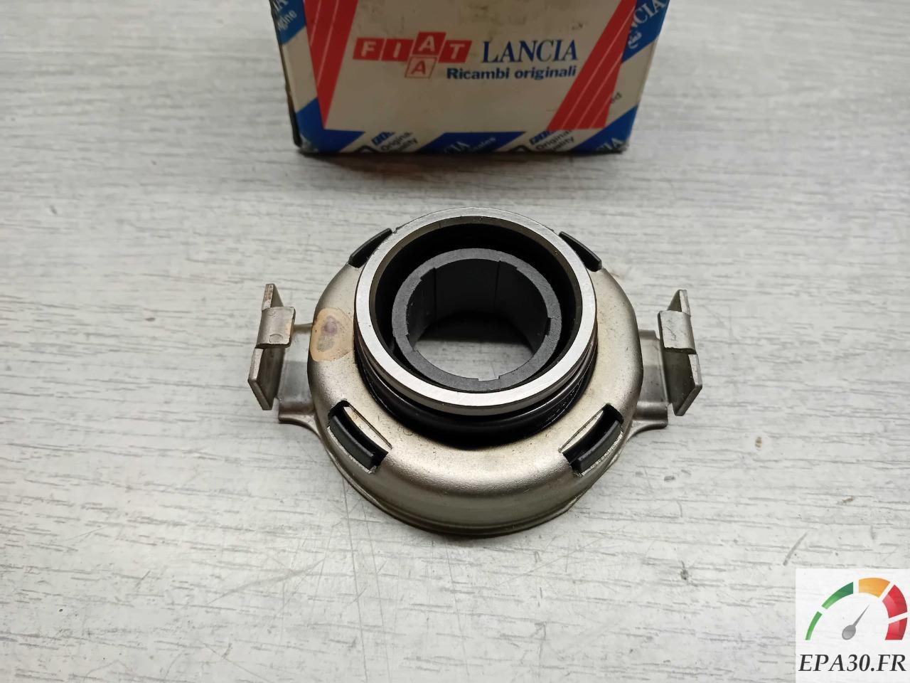 7622547 – BUTEE EMBRAYAGE NEUVE LANCIA THEMA 8.32 LesAnciennes.com