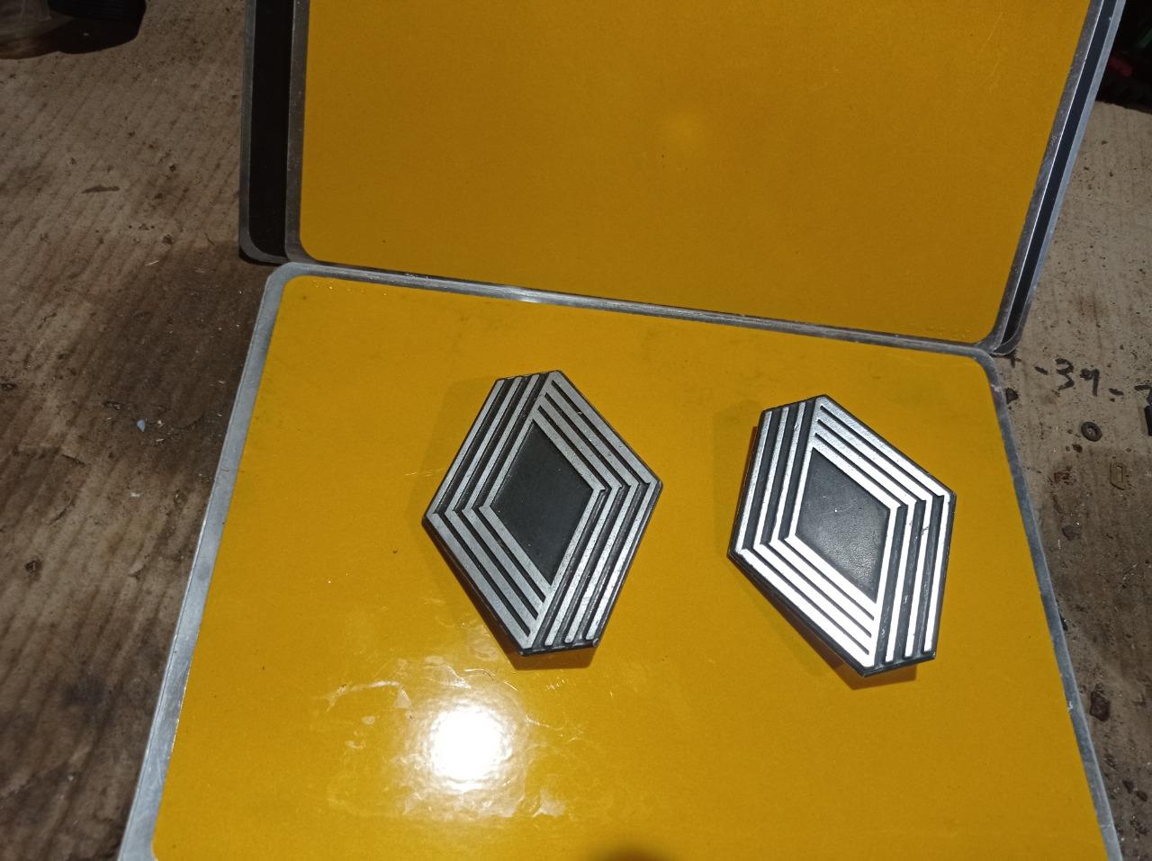 Calandre Avant D'origine Pour Renault 14 - Pièce Occasion En Bon état - Made In France