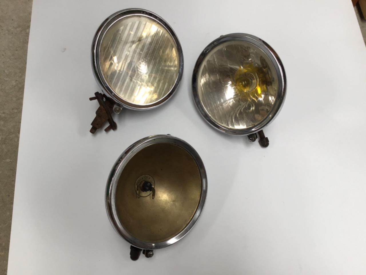 PHARES ABTP 289 RENAULT VIVASPORT …… LesAnciennes.com