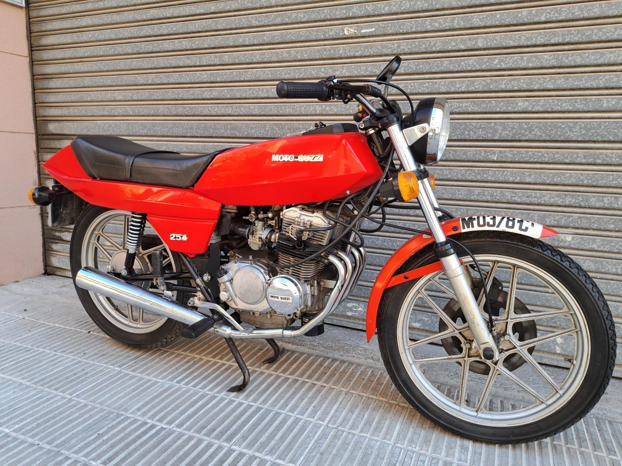 MOTO GUZZI 254 - 1978 LesAnciennes.com