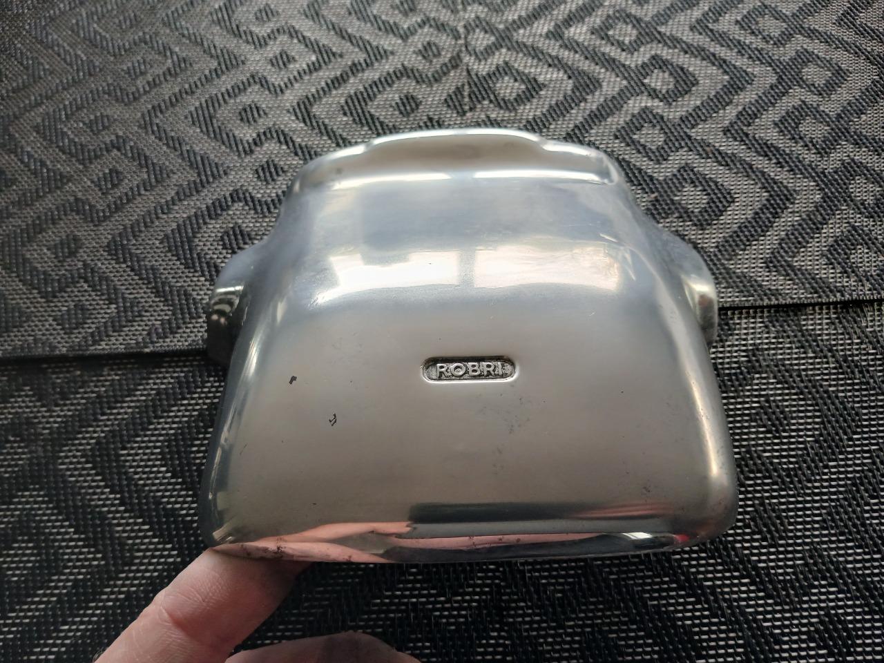 Queue de carpe d'échappement SIMCA Aronde LesAnciennes.com