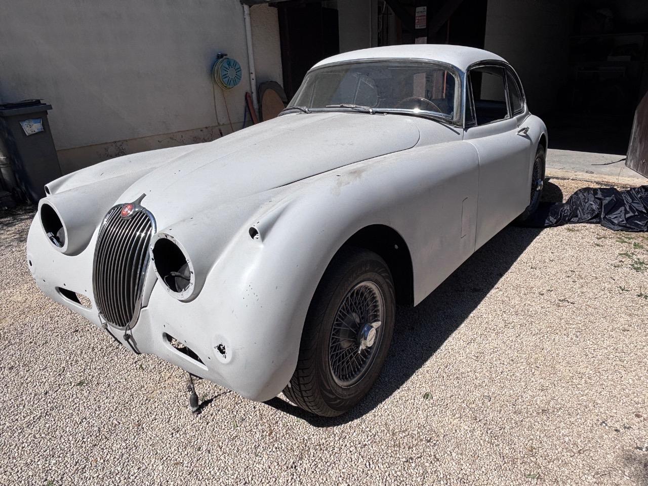 JAGUAR XK150 3,4 S Coupé - 1960 LesAnciennes.com