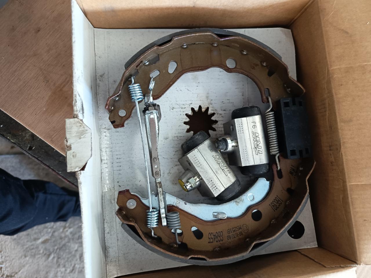 Kit frein arrière LesAnciennes.com