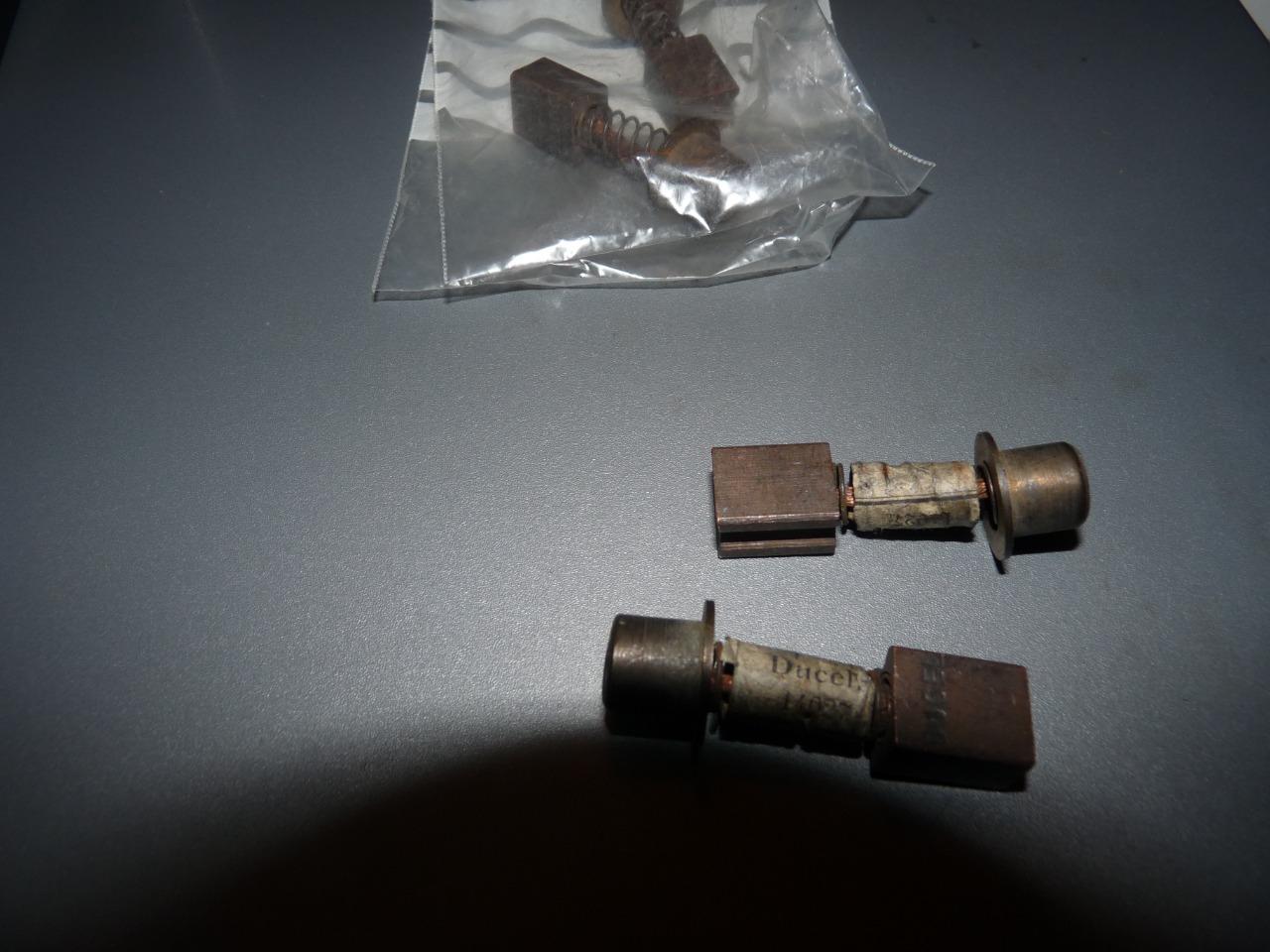 2 Jeux de balais Démarreurs pour anciennes autos LesAnciennes.com