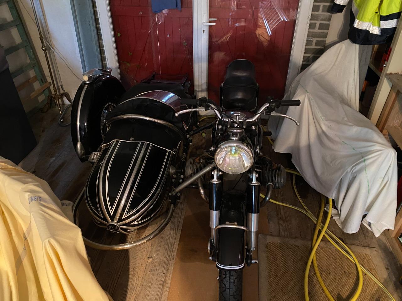 BMW R60 /2 - 1962 LesAnciennes.com