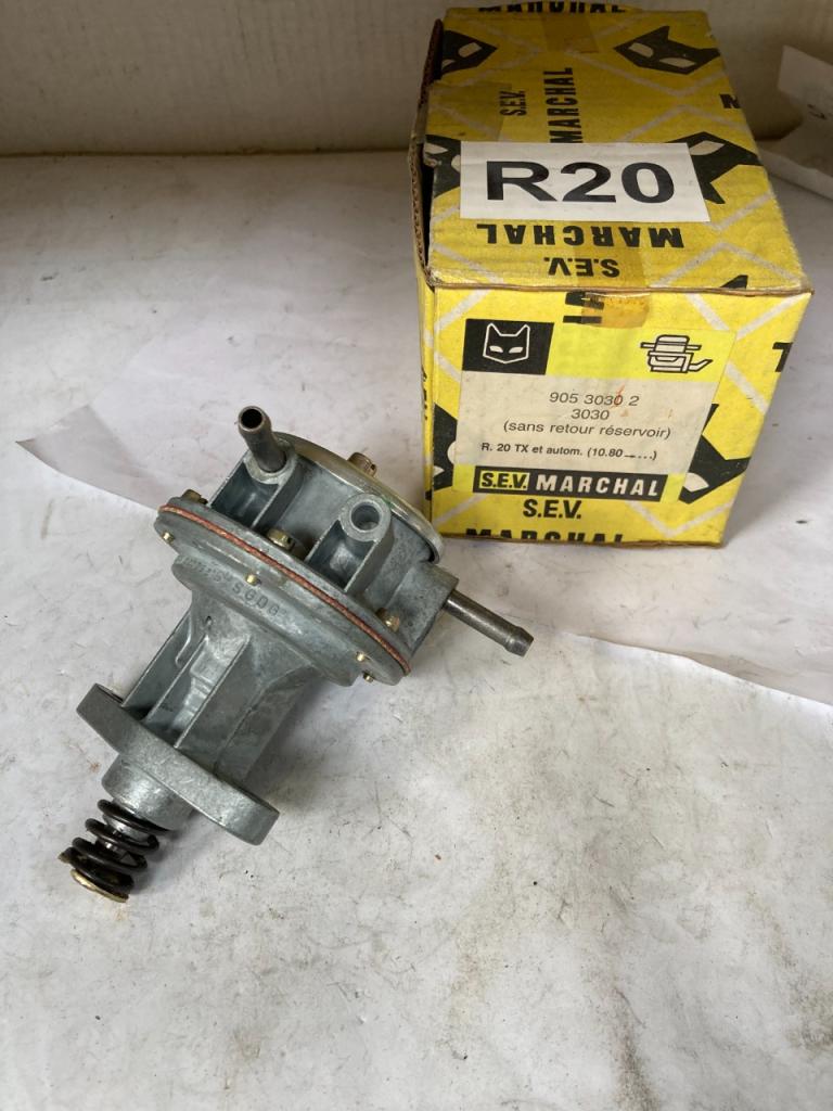 Pompe à essence neuve RENAULT 20 TX LesAnciennes.com