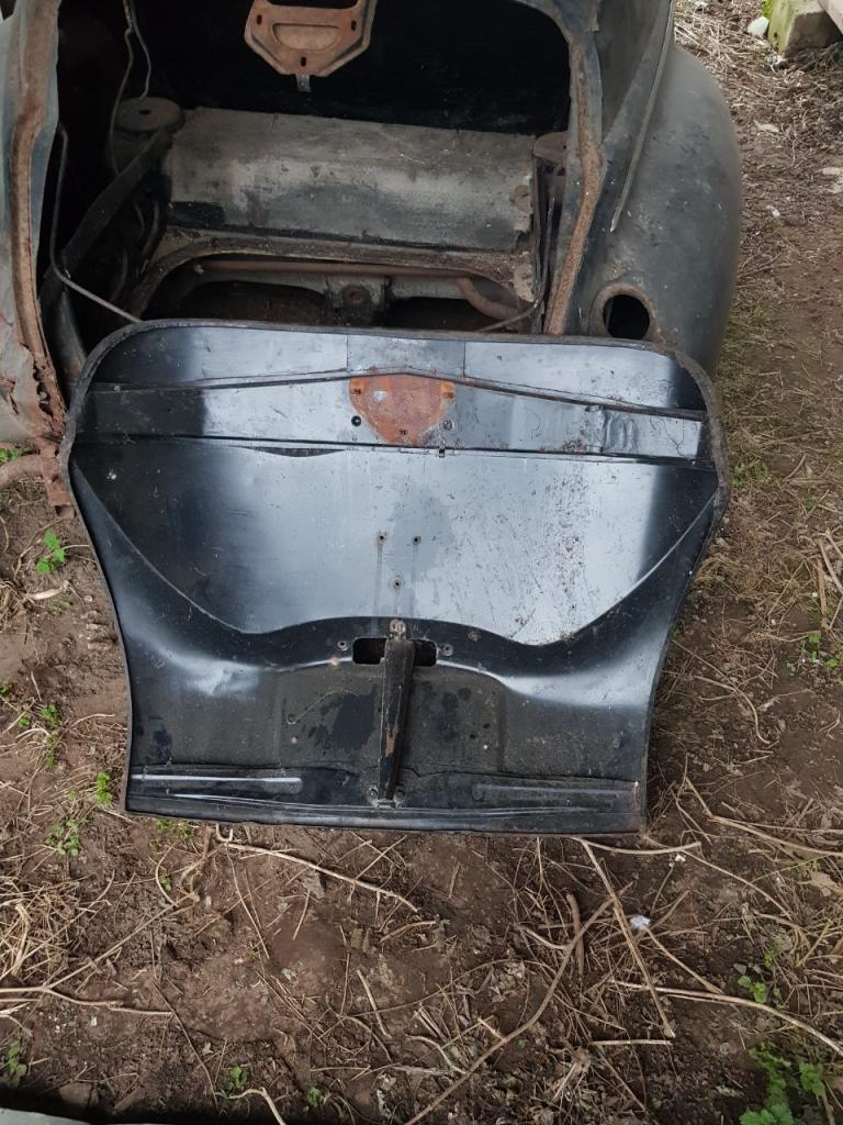 Malle PEUGEOT 203 Berline LesAnciennes.com