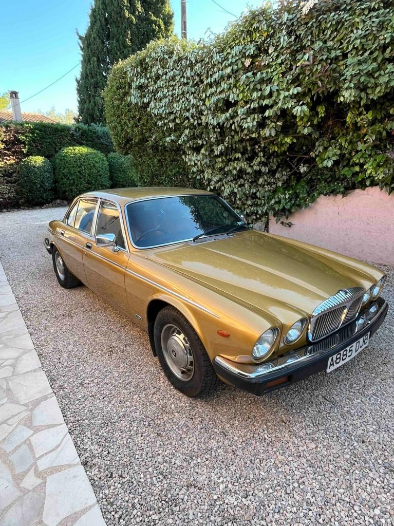1983 Daimler Sovereign LesAnciennes.com