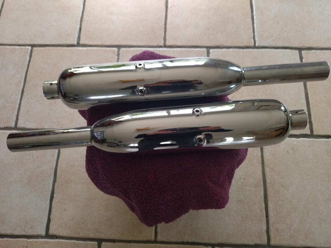 Silencieux TRIUMPH Bonneville T140 LesAnciennes.com