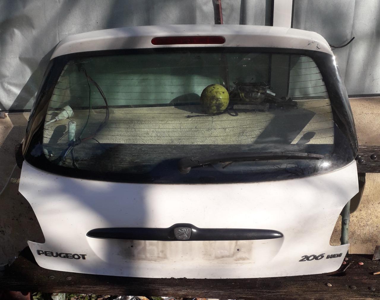 Hayon PEUGEOT 206 LesAnciennes.com