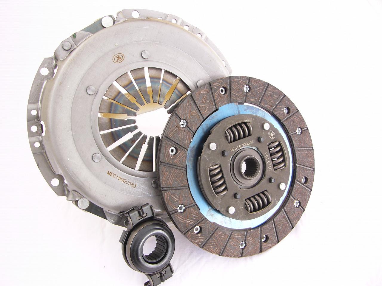 Kit embrayage VOLKSWAGEN Golf LesAnciennes.com