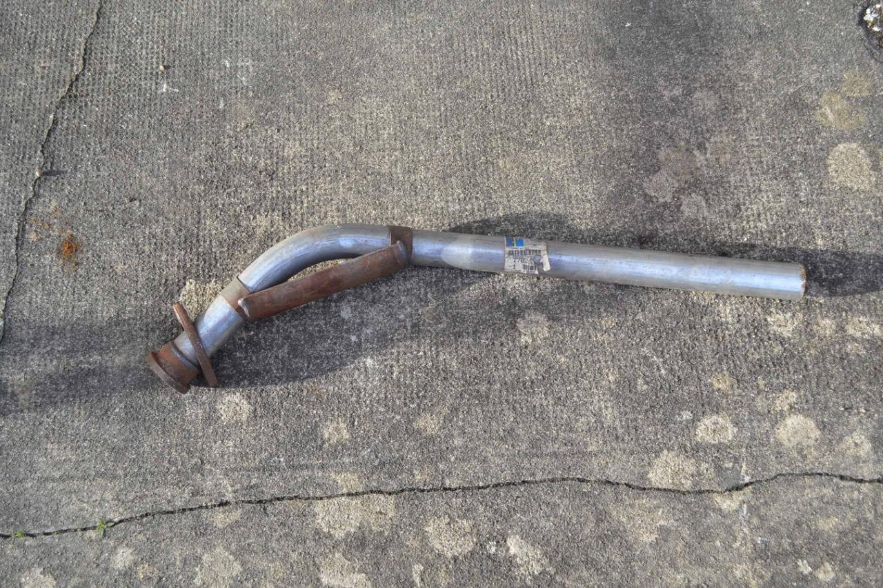 Tuyau AV PEUGEOT 104 berline ZS ZS2, neuf LesAnciennes.com