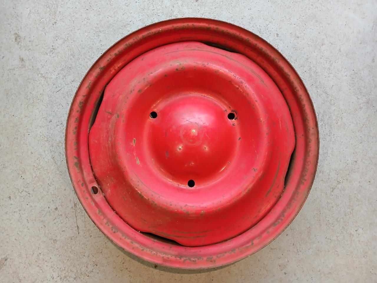 Jante CITROEN 2CV 125 x 400 LesAnciennes.com