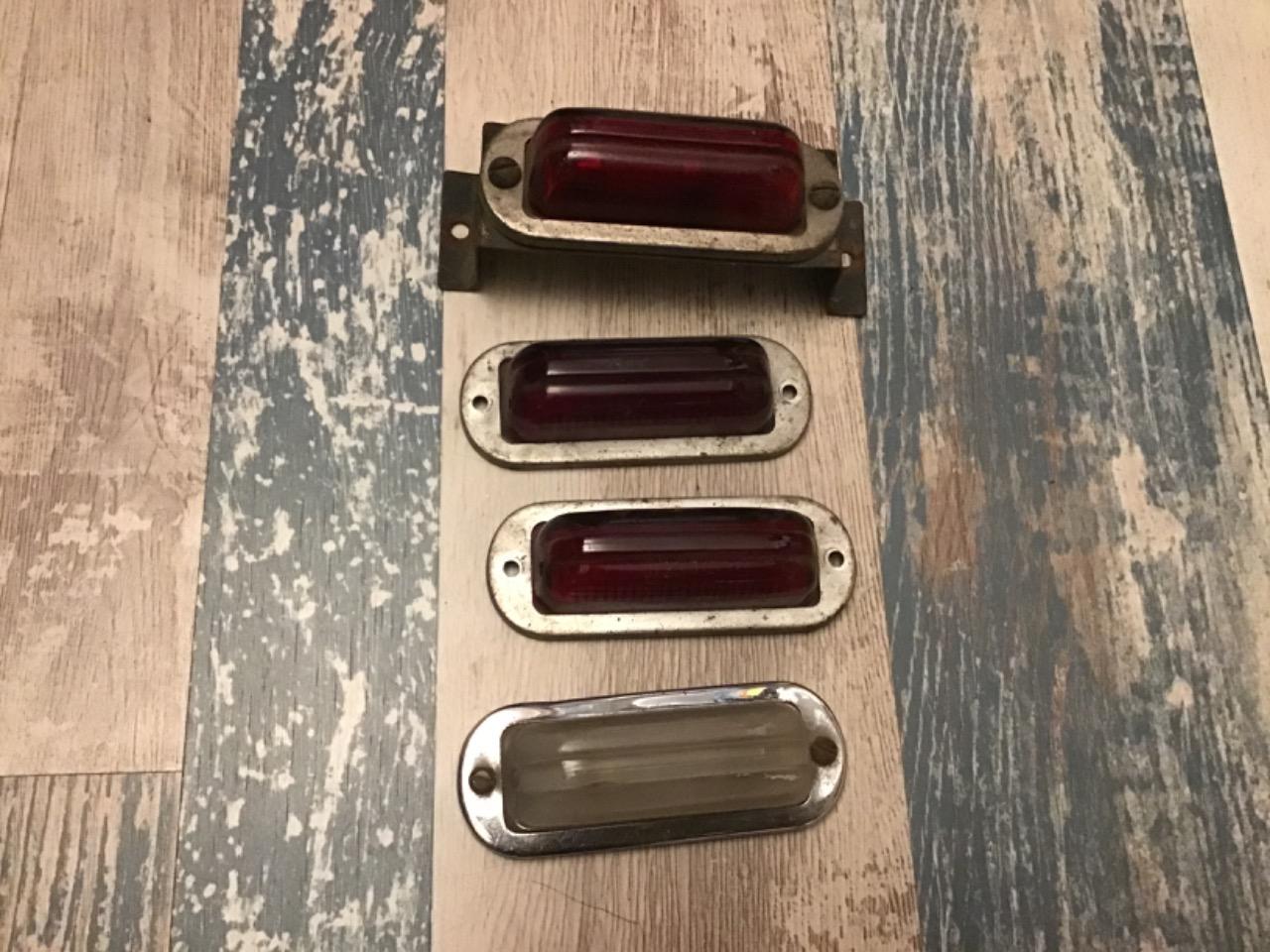 FEUX DE GABARIT CABOCHONS EN VERRE LesAnciennes.com