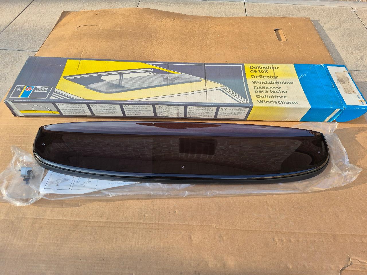 Deflecteur Toit ouvrant Peugeot 405 LesAnciennes.com