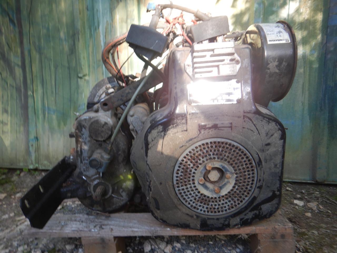 Moteur LOMBARDINI 6LD 325n . LesAnciennes.com