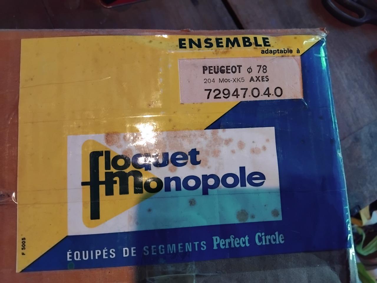 Kit chemise piston PEUGEOT 204 LesAnciennes.com