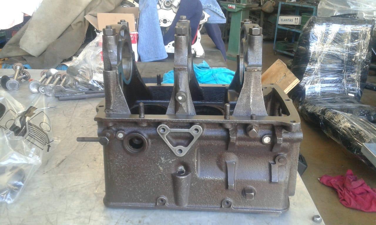 Bloc moteur Lancia Ardea LesAnciennes.com