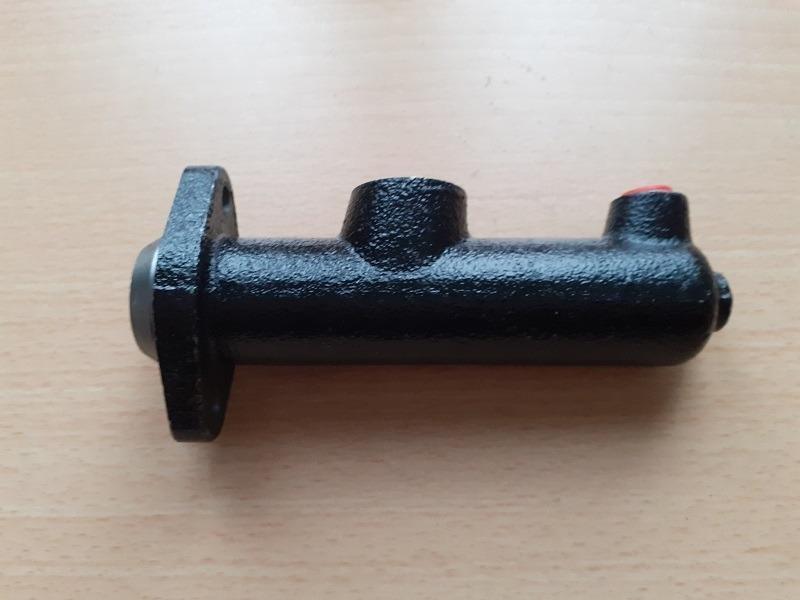 Maître cylindre PEUGEOT 304 LesAnciennes.com