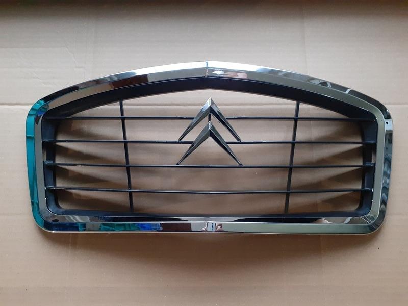 Calandre CITROEN 2CV LesAnciennes.com