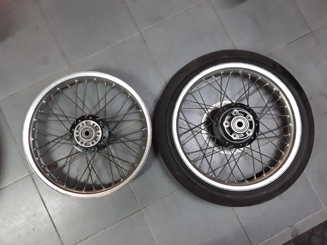 Pièces YAMAHA TZ 350 LesAnciennes.com