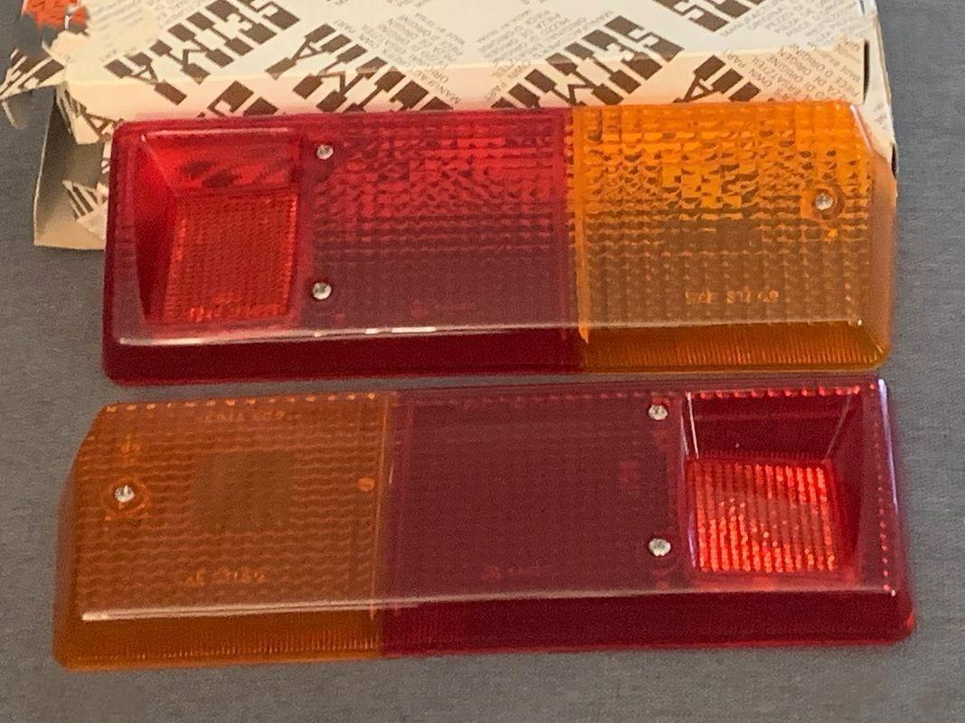 2 Cabochons de feux arrières Renault 12, A 310 LesAnciennes.com