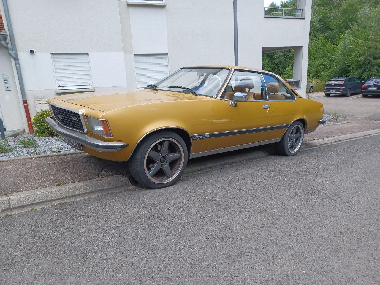 OPEL Commodore Coupé - 1977 LesAnciennes.com