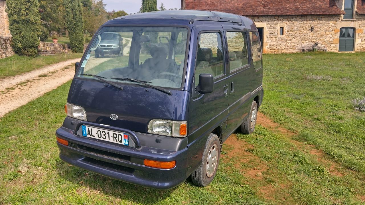 SUBARU 4X4 LIBERO E12 GLX E12 GLX - 1997 LesAnciennes.com