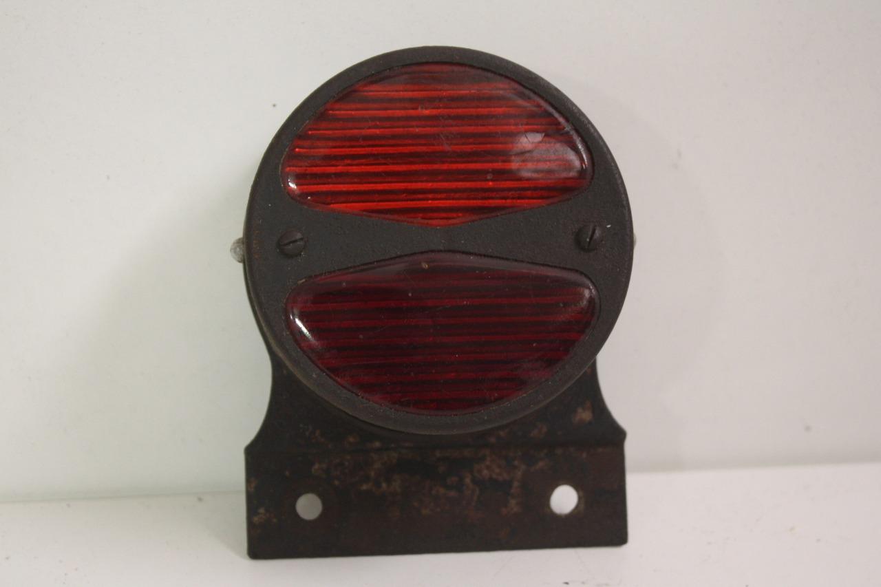 Feu arrière Cabochon en verre rouge et orange 3 LesAnciennes.com