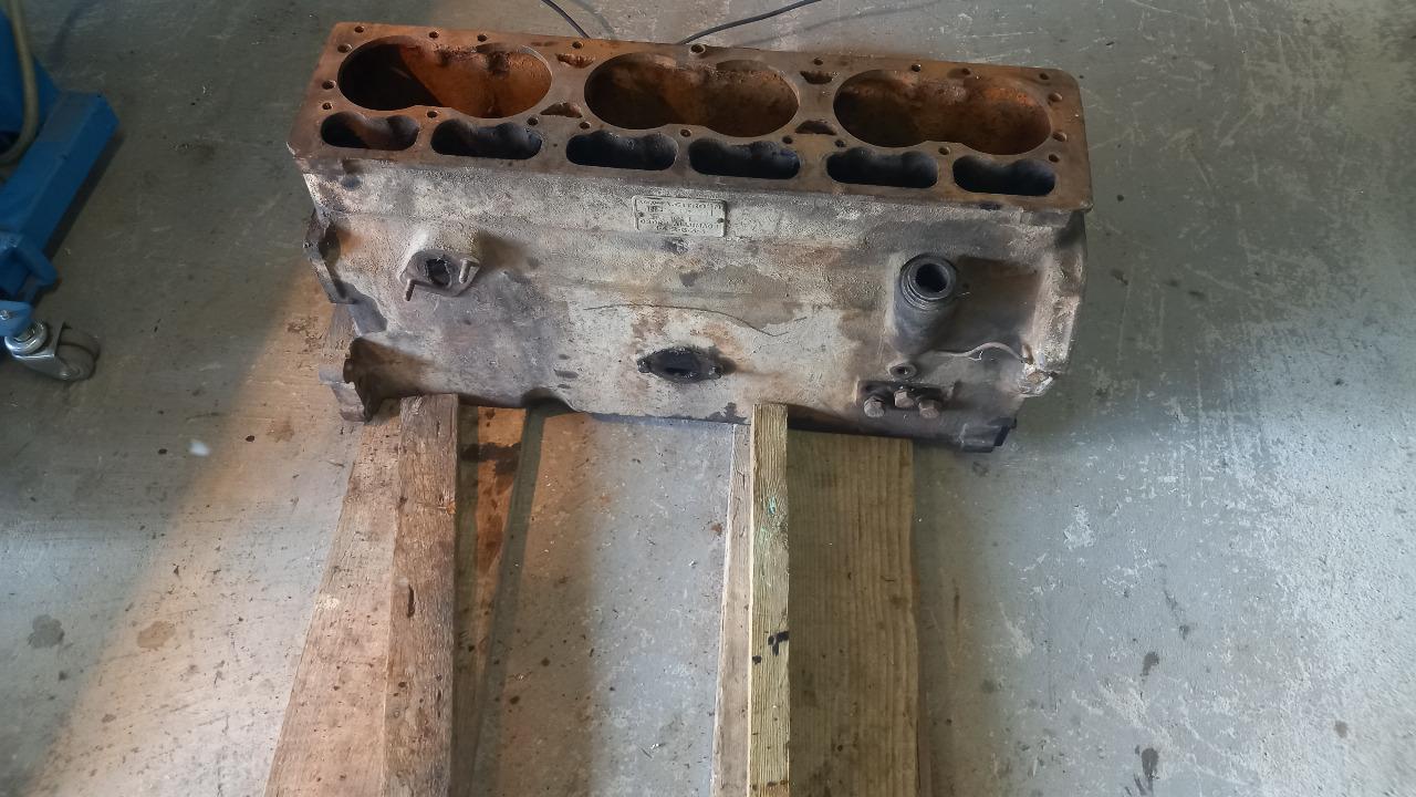 Bloc moteur CITROEN Traction 15/6 D LesAnciennes.com