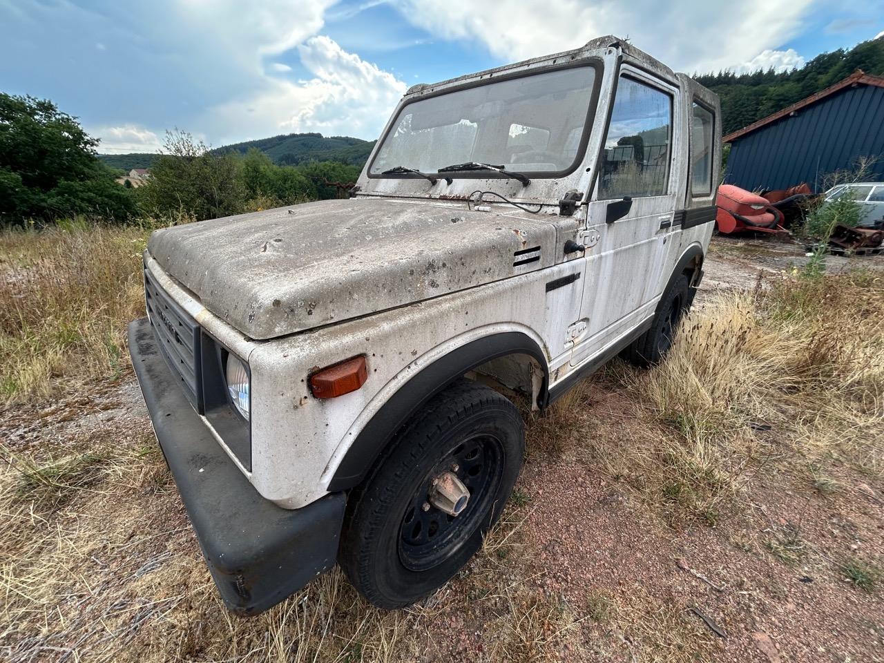 SUZUKI SJ 413 Hard top - 1986 LesAnciennes.com